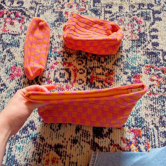 3pcs Checkered Pink & Orange Travel Cosmetics Bag Set 🧡 - Picture 4 of 9